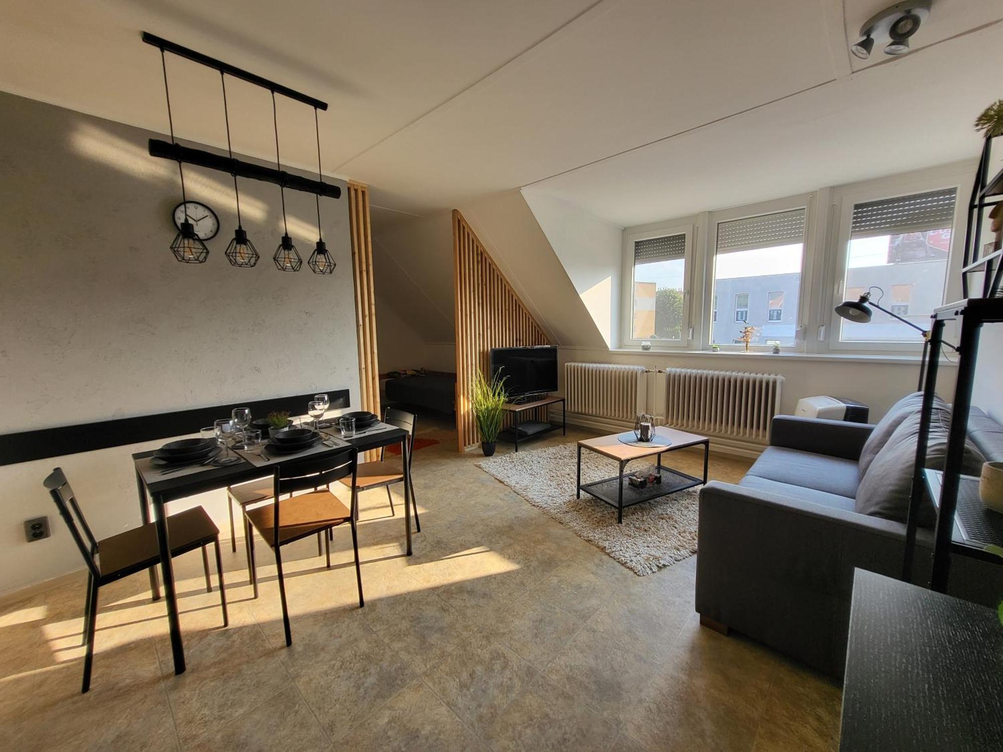 Bohemi Apartman Mosonmagyarovar Bagian luar foto