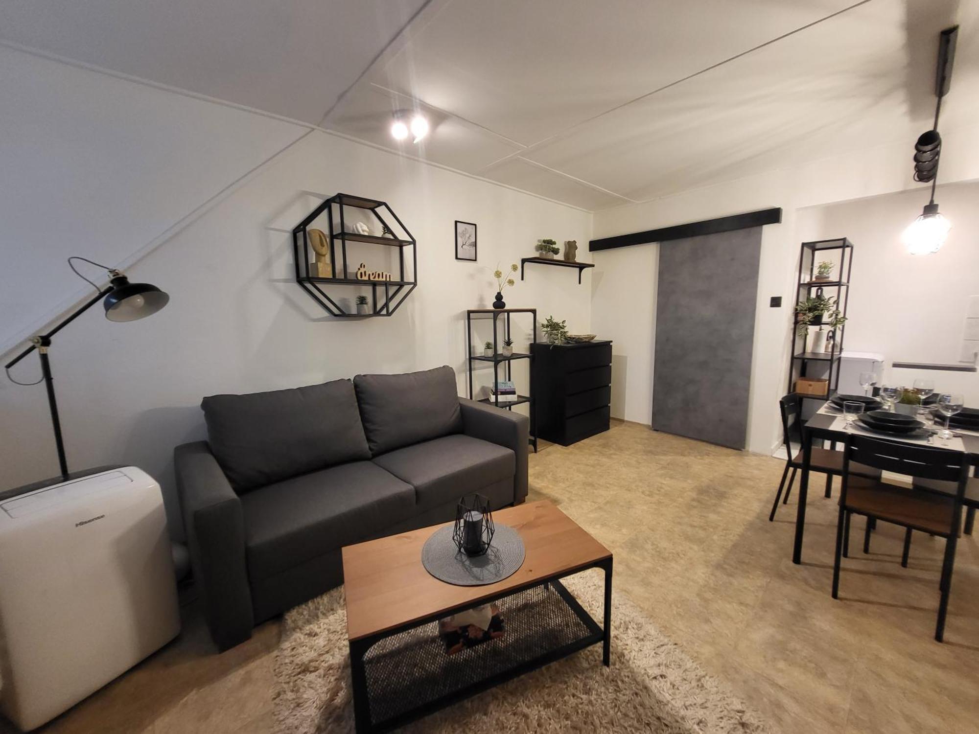 Bohemi Apartman Mosonmagyarovar Bagian luar foto