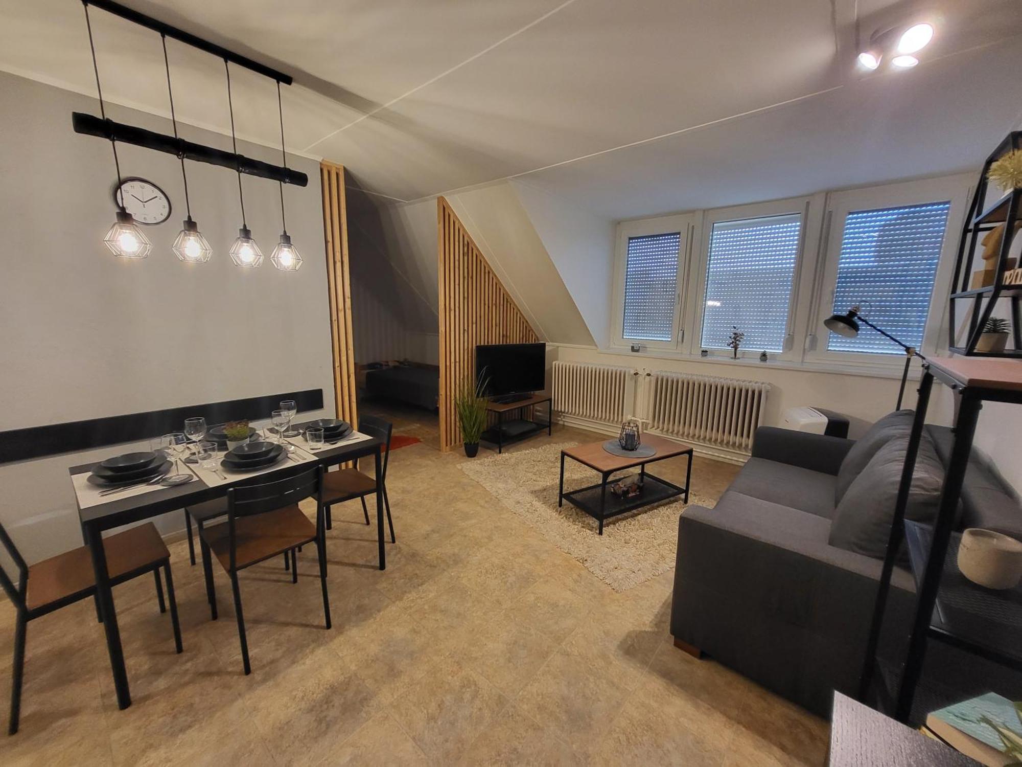 Bohemi Apartman Mosonmagyarovar Bagian luar foto